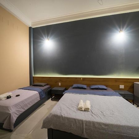 Happy Saigon Hostel Ciudad Ho Chi Minh  Exterior foto